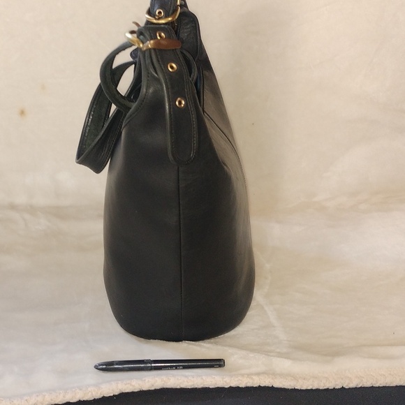 VINTAGE COACH large weekender in black leather. - Picture 5 of 10